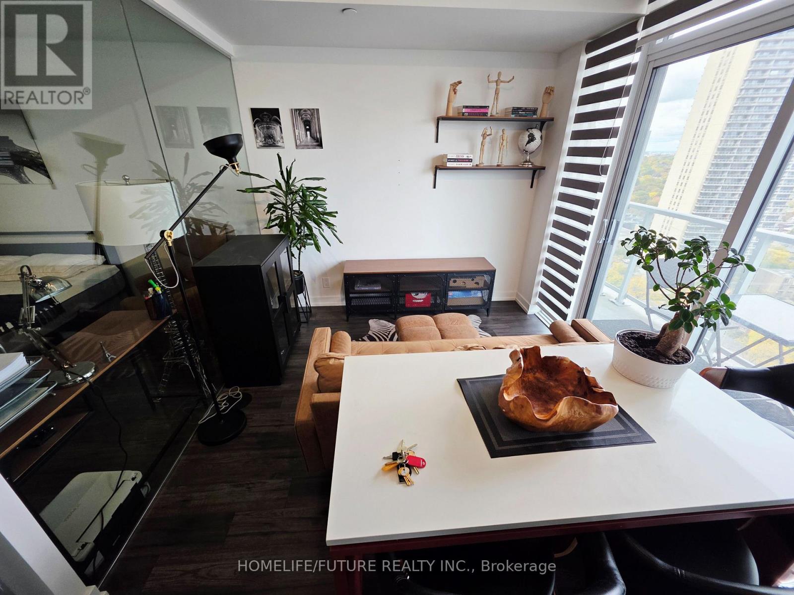 1602 - 33 Helendale Avenue, Toronto, Ontario  M4R 0A4 - Photo 12 - C12466897