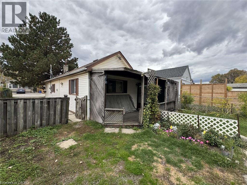 544 Quebec Street, Hamilton, Ontario  L8H 6V4 - Photo 4 - 40782217