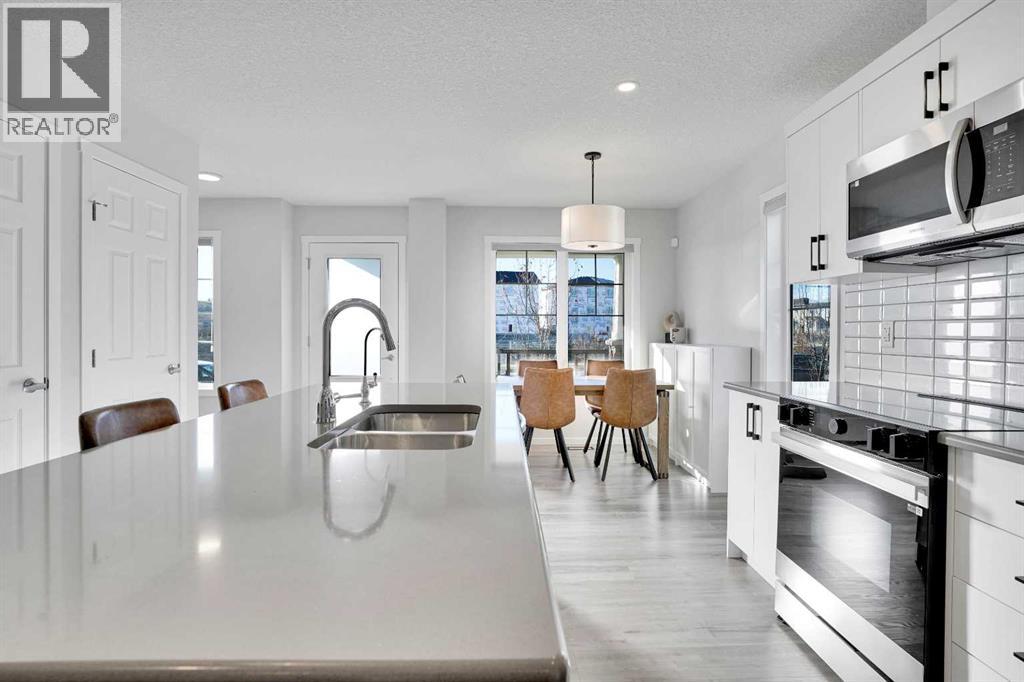 285 Yorkville Boulevard Sw, Calgary, Alberta  T2X 5H7 - Photo 11 - A2265513