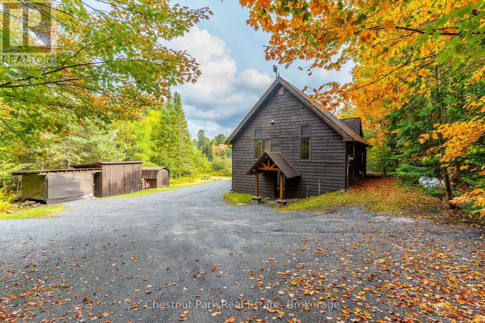 1109 Canopy Lane, Algonquin Highlands, Ontario  K0M 1J1 - Photo 2 - X12482325