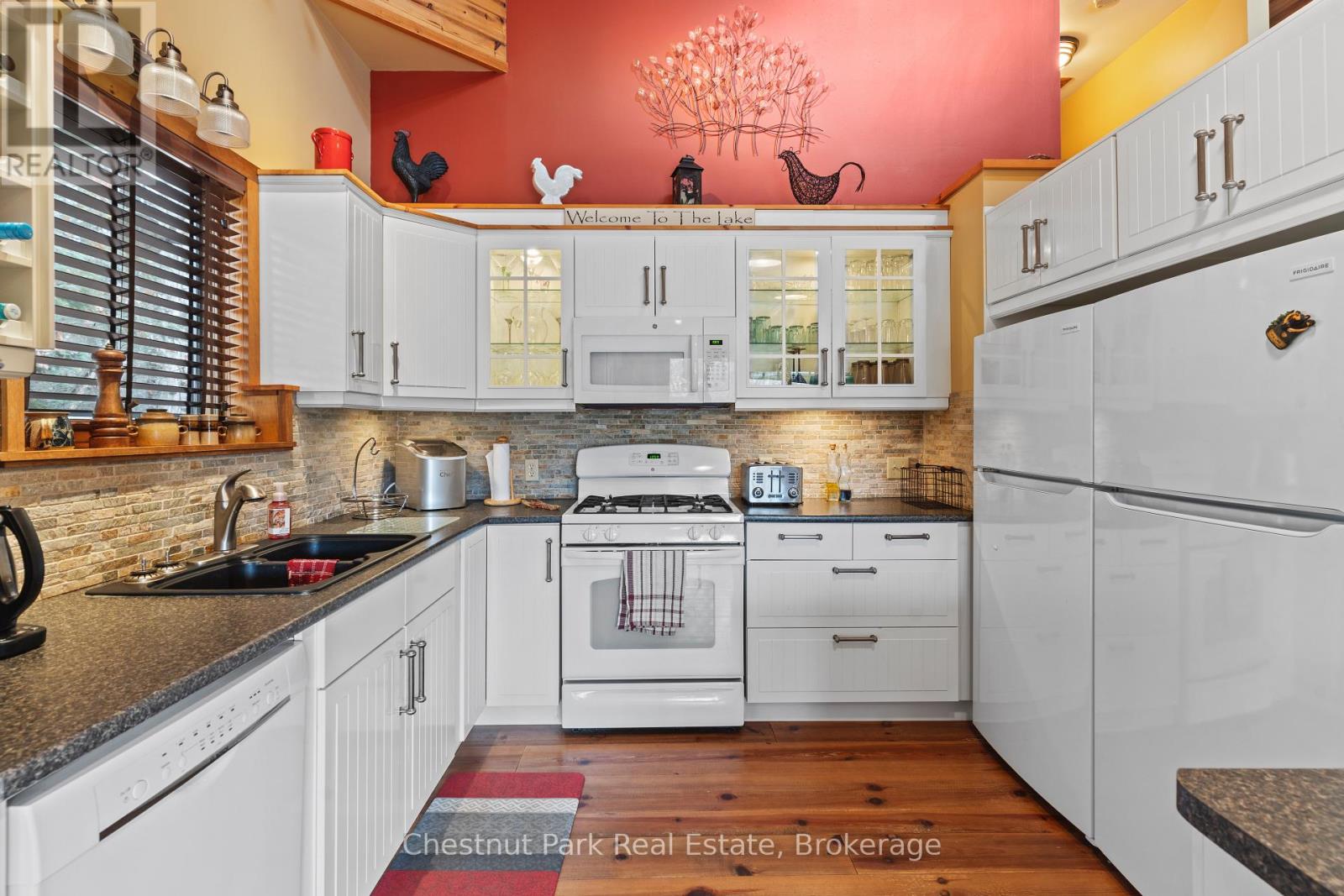 1109 Canopy Lane, Algonquin Highlands, Ontario  K0M 1J1 - Photo 9 - X12482325