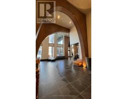 521 - 270 DUFFERIN STREET