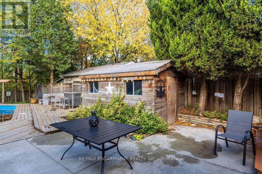 5119 Cherryhill Crescent, Burlington, Ontario  L7L 4B8 - Photo 36 - W12482303