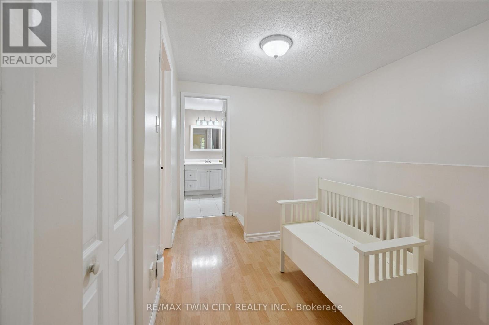 35 Edgemere Drive, Cambridge, Ontario  N1P 1A9 - Photo 26 - X12482320