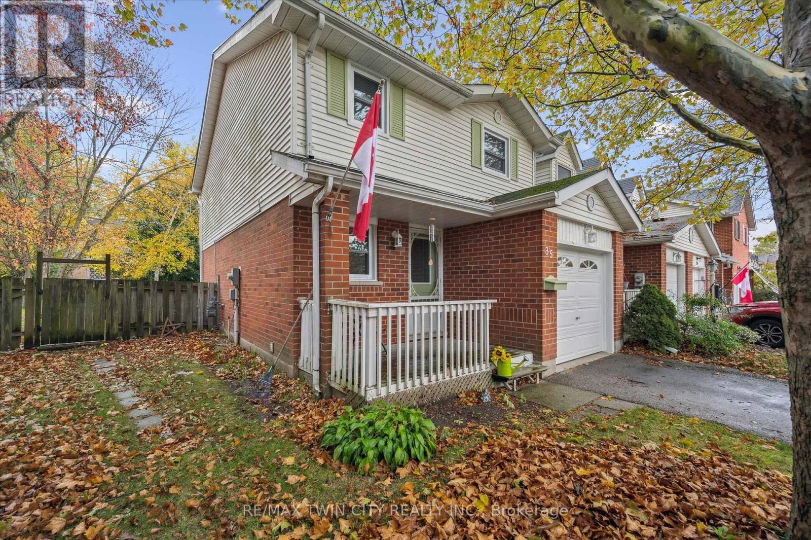 35 Edgemere Drive, Cambridge, Ontario  N1P 1A9 - Photo 8 - X12482320