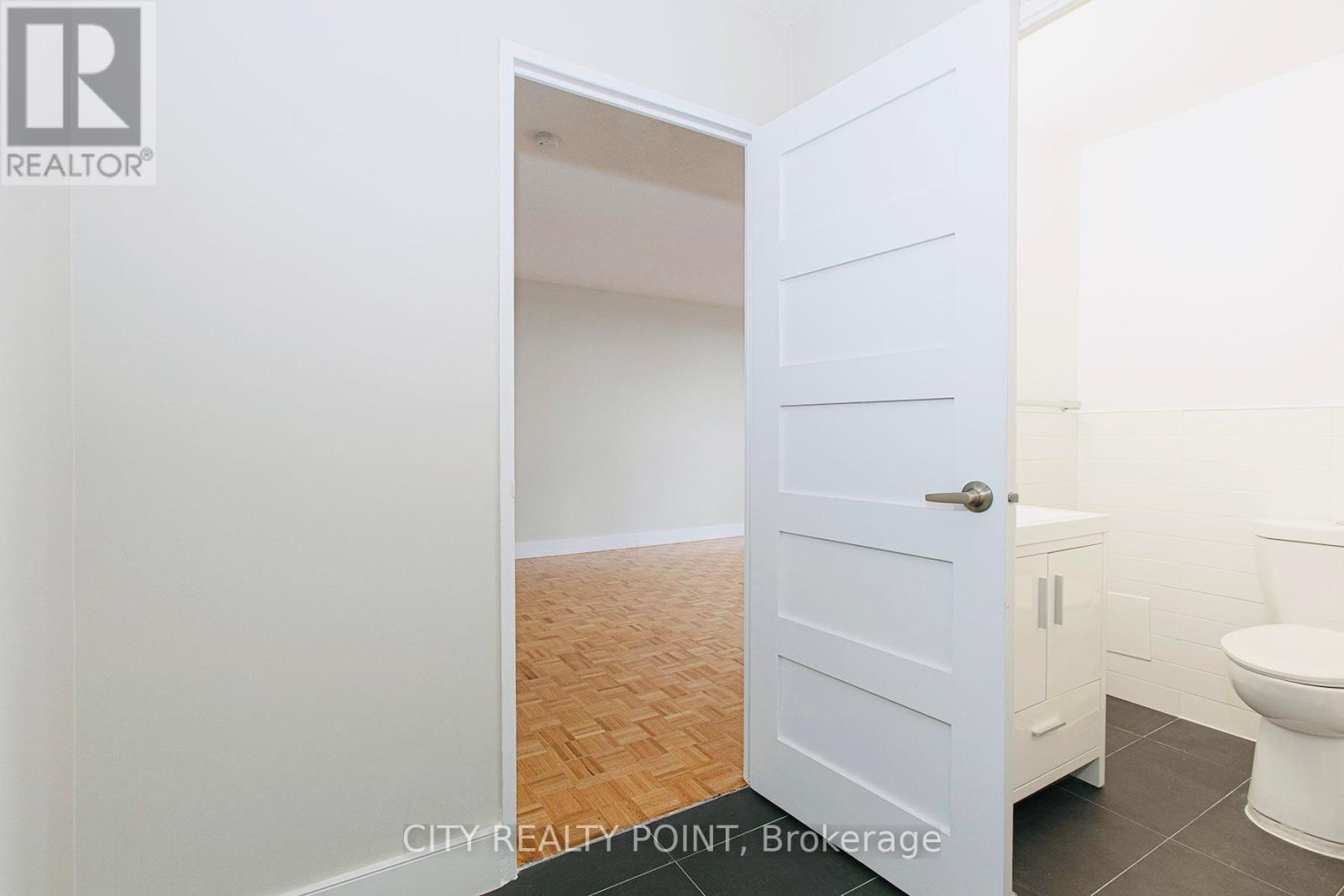 507 - 666 Spadina Avenue, Toronto, Ontario  M5S 2H8 - Photo 8 - C12482332