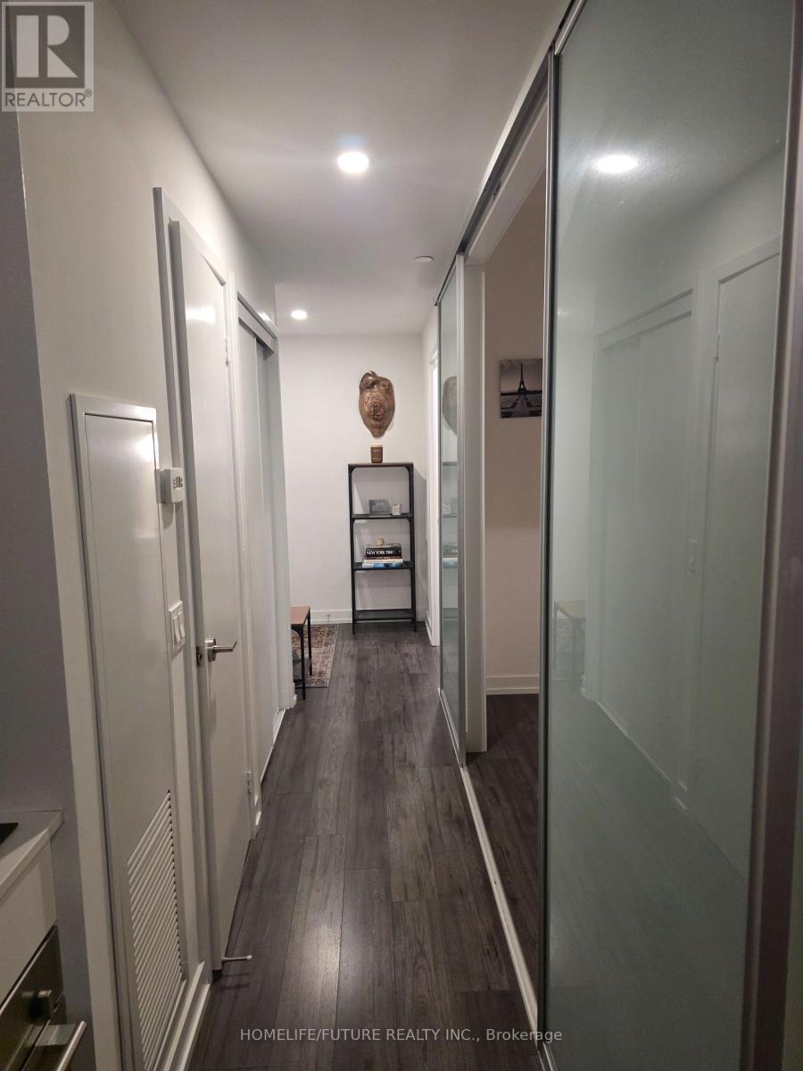 1602 - 33 Helendale Avenue, Toronto, Ontario  M4R 0A4 - Photo 9 - C12466897