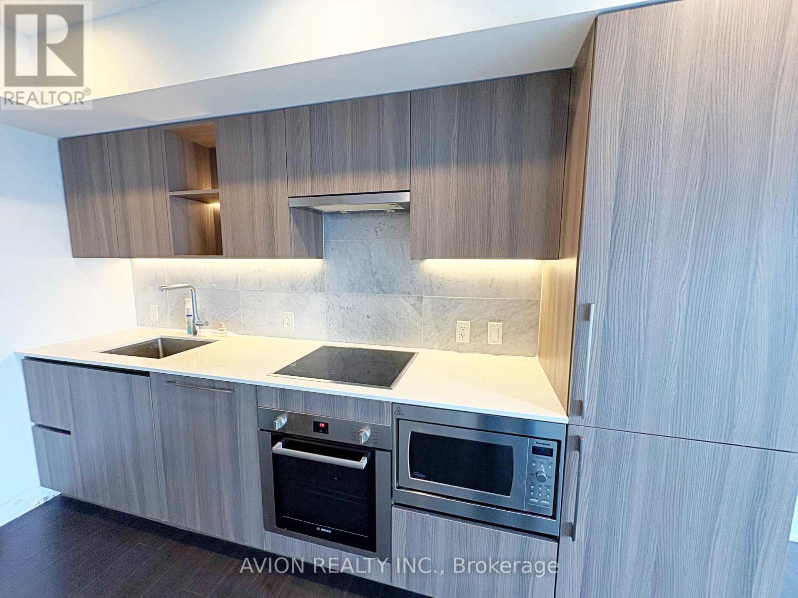 2516 - 17 Bathurst Street, Toronto, Ontario  M5V 0N1 - Photo 6 - C12482323