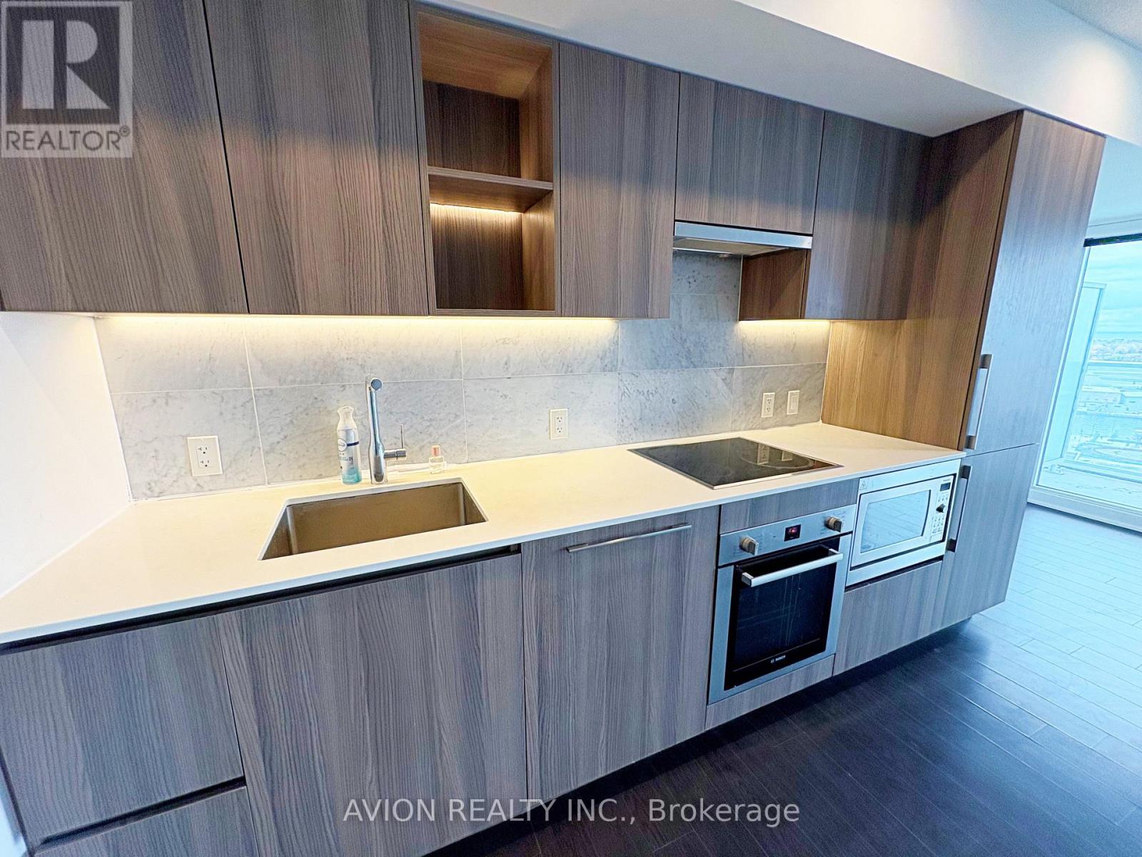 2516 - 17 Bathurst Street, Toronto, Ontario  M5V 0N1 - Photo 5 - C12482323