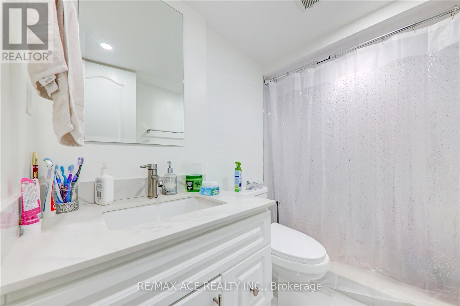 Bsmt - 82 Warnford Circle, Ajax, Ontario  L1T 0J2 - Photo 11 - E12482327