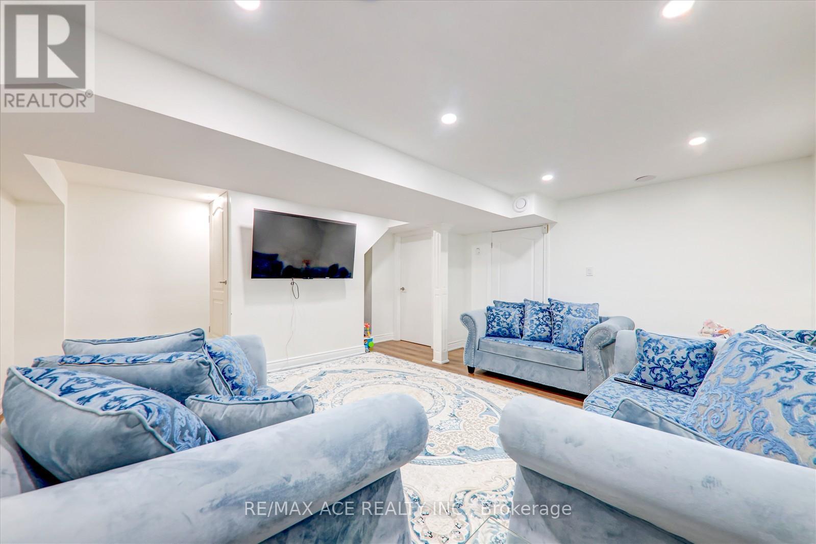 Bsmt - 82 Warnford Circle, Ajax, Ontario  L1T 0J2 - Photo 7 - E12482327