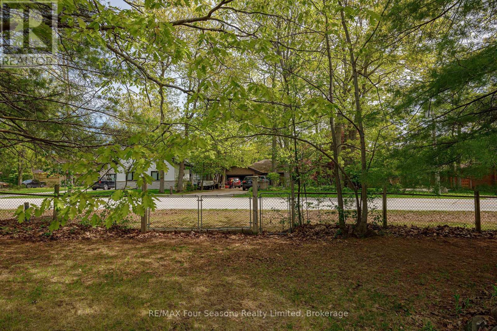 828 Oxbow Park Drive, Wasaga Beach, Ontario  L9Z 2V1 - Photo 25 - S12482344