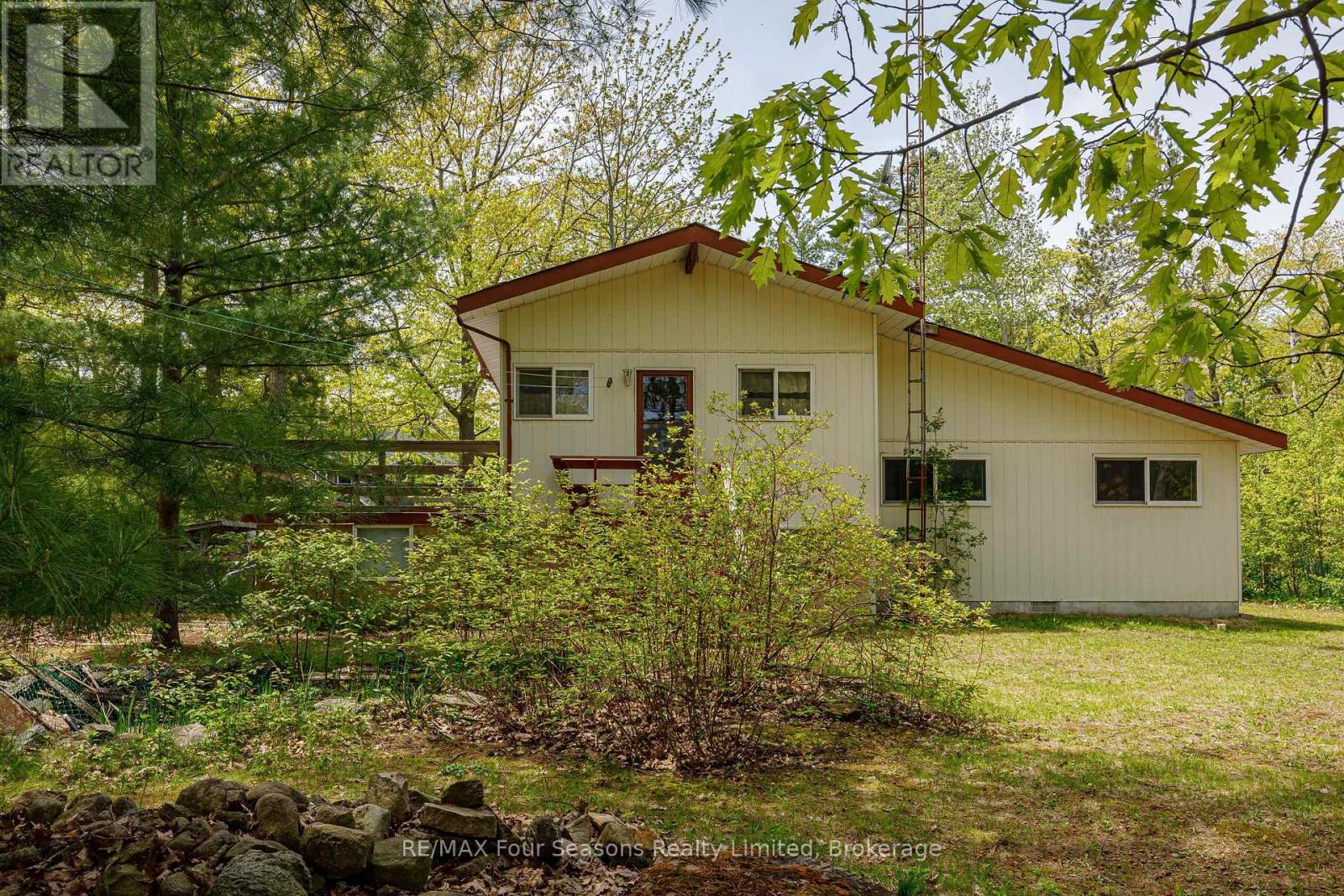 828 Oxbow Park Drive, Wasaga Beach, Ontario  L9Z 2V1 - Photo 27 - S12482344