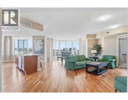 1005, 32 Varsity Estates Circle NW Varsity