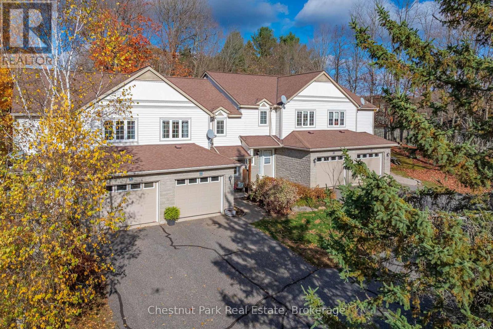 C2 - 20 Dairy Lane, Huntsville, Ontario  P1H 2L1 - Photo 2 - X12482355