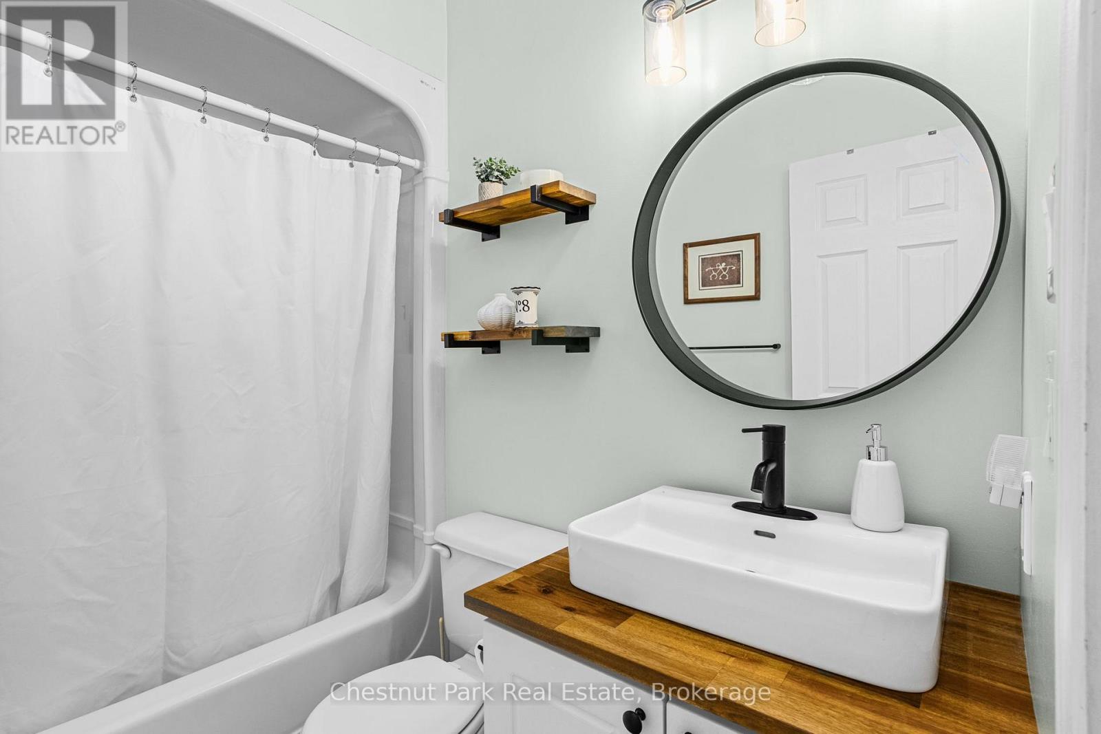 C2 - 20 Dairy Lane, Huntsville, Ontario  P1H 2L1 - Photo 24 - X12482355