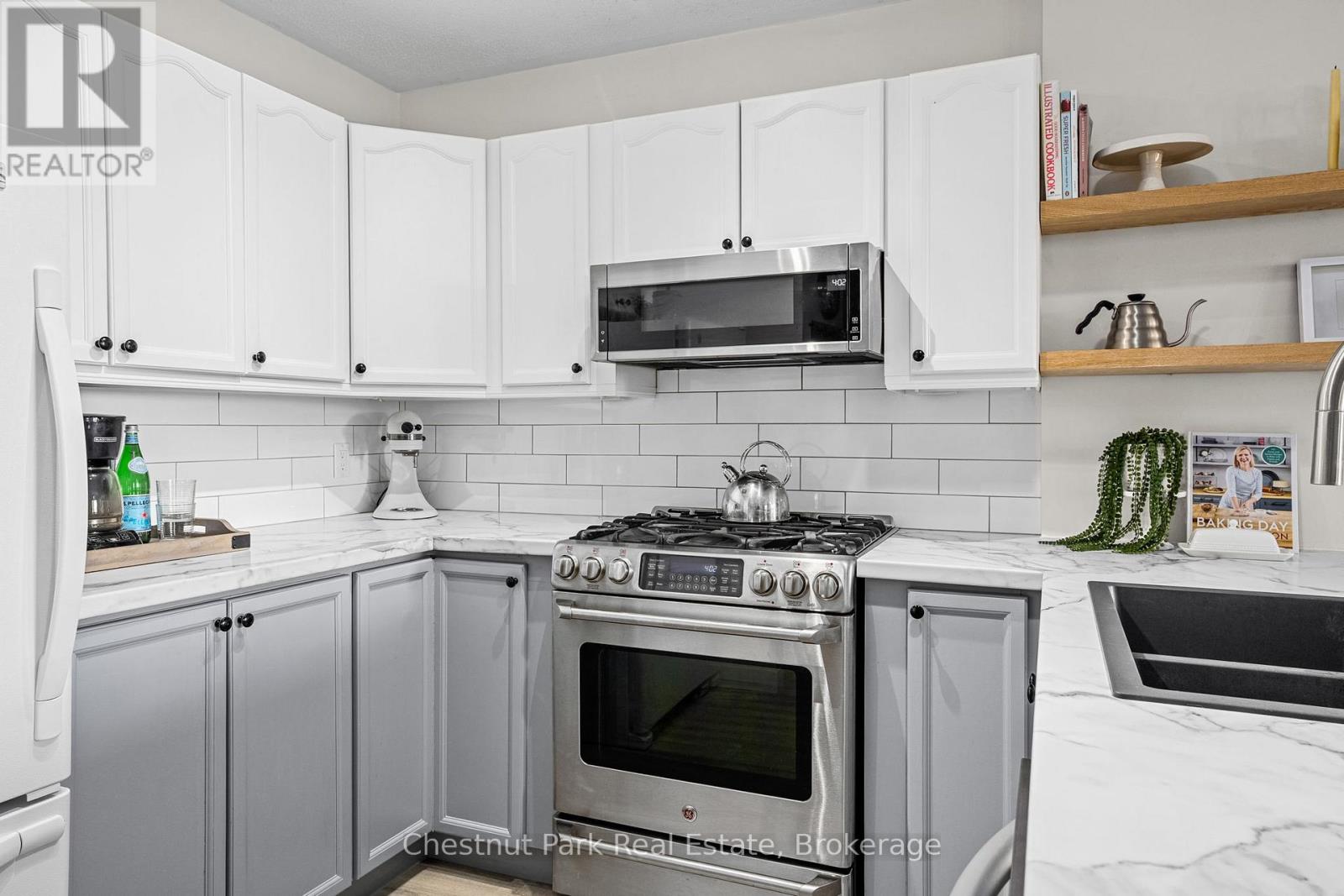 C2 - 20 Dairy Lane, Huntsville, Ontario  P1H 2L1 - Photo 8 - X12482355