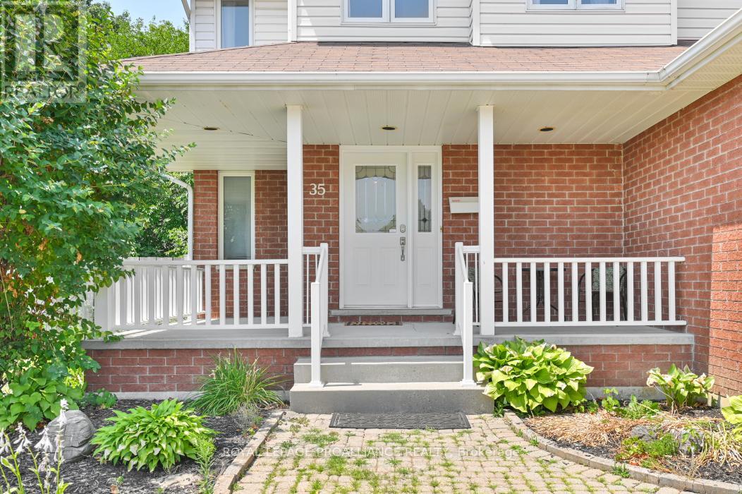 35 Loraine Avenue, Quinte West, Ontario K8V 6R4 - Photo 4 - X12482367