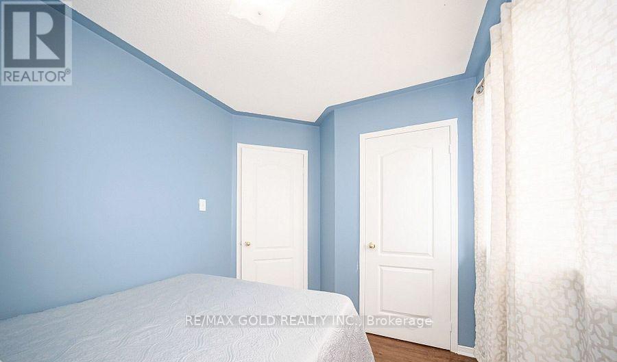 108 Black Forest Drive N, Brampton, Ontario  L6R 2E6 - Photo 13 - W12482334
