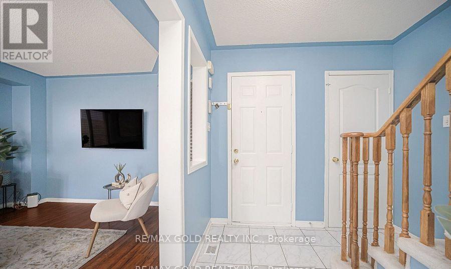 108 Black Forest Drive N, Brampton, Ontario  L6R 2E6 - Photo 25 - W12482334