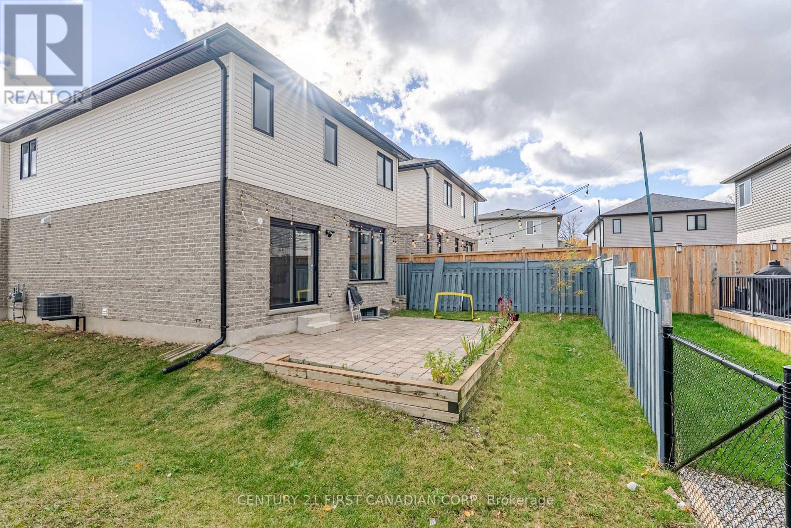 1277 Sandbar Street, London North, Ontario  N6G 0Y3 - Photo 45 - X12482338