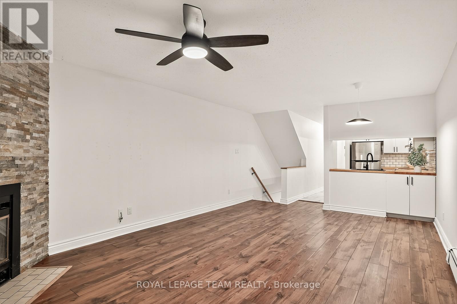 25 Sheba Private, Ottawa, Ontario  K1K 4K8 - Photo 4 - X12482357