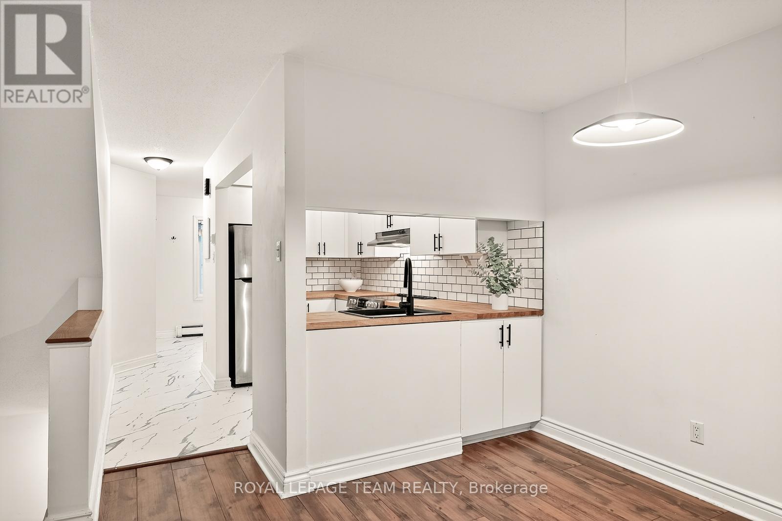 25 Sheba Private, Ottawa, Ontario  K1K 4K8 - Photo 6 - X12482357