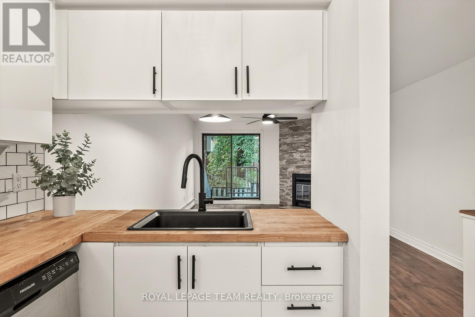 25 Sheba Private, Ottawa, Ontario  K1K 4K8 - Photo 7 - X12482357