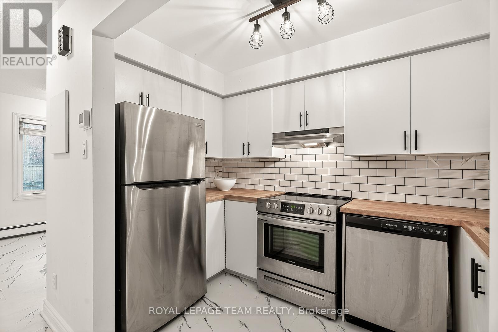 25 Sheba Private, Ottawa, Ontario  K1K 4K8 - Photo 8 - X12482357