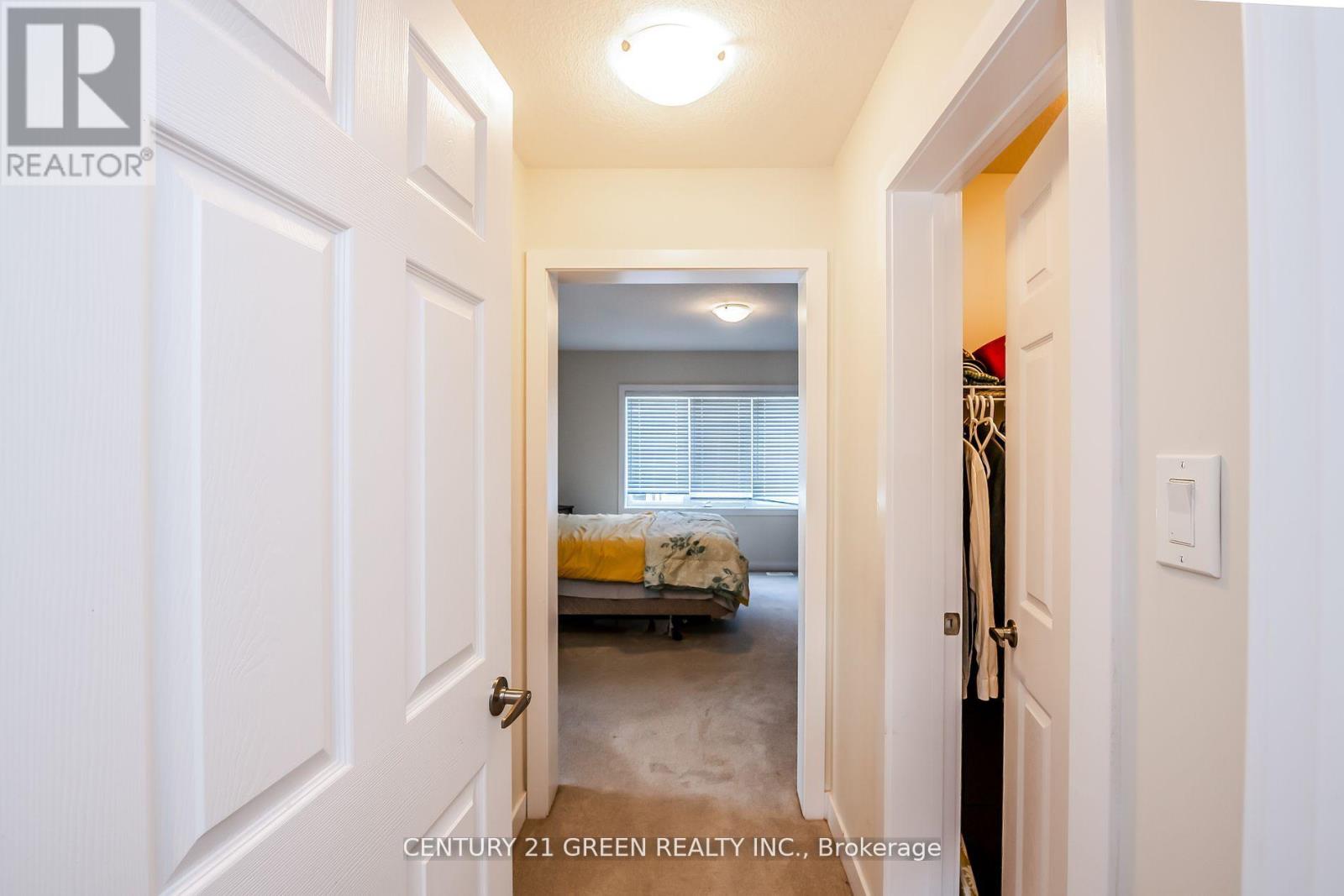 414 Eastbridge Avenue, Welland, Ontario  L3B 0M7 - Photo 20 - X12482333