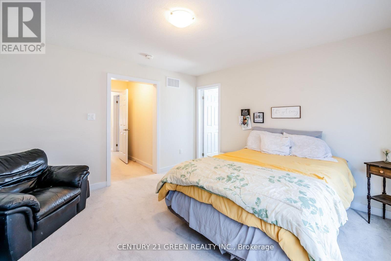414 Eastbridge Avenue, Welland, Ontario  L3B 0M7 - Photo 21 - X12482333