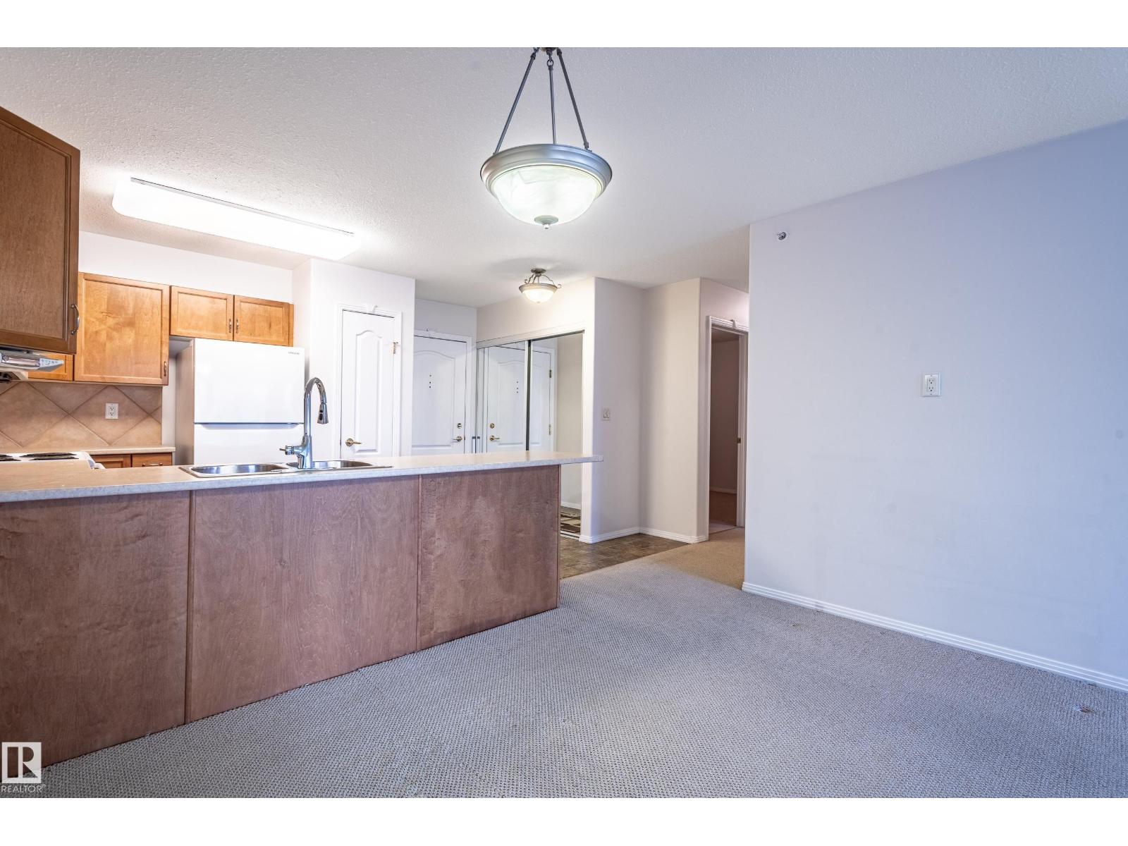#401 8912 156 St Nw, Edmonton, Alberta  T5R 5Z2 - Photo 11 - E4463547