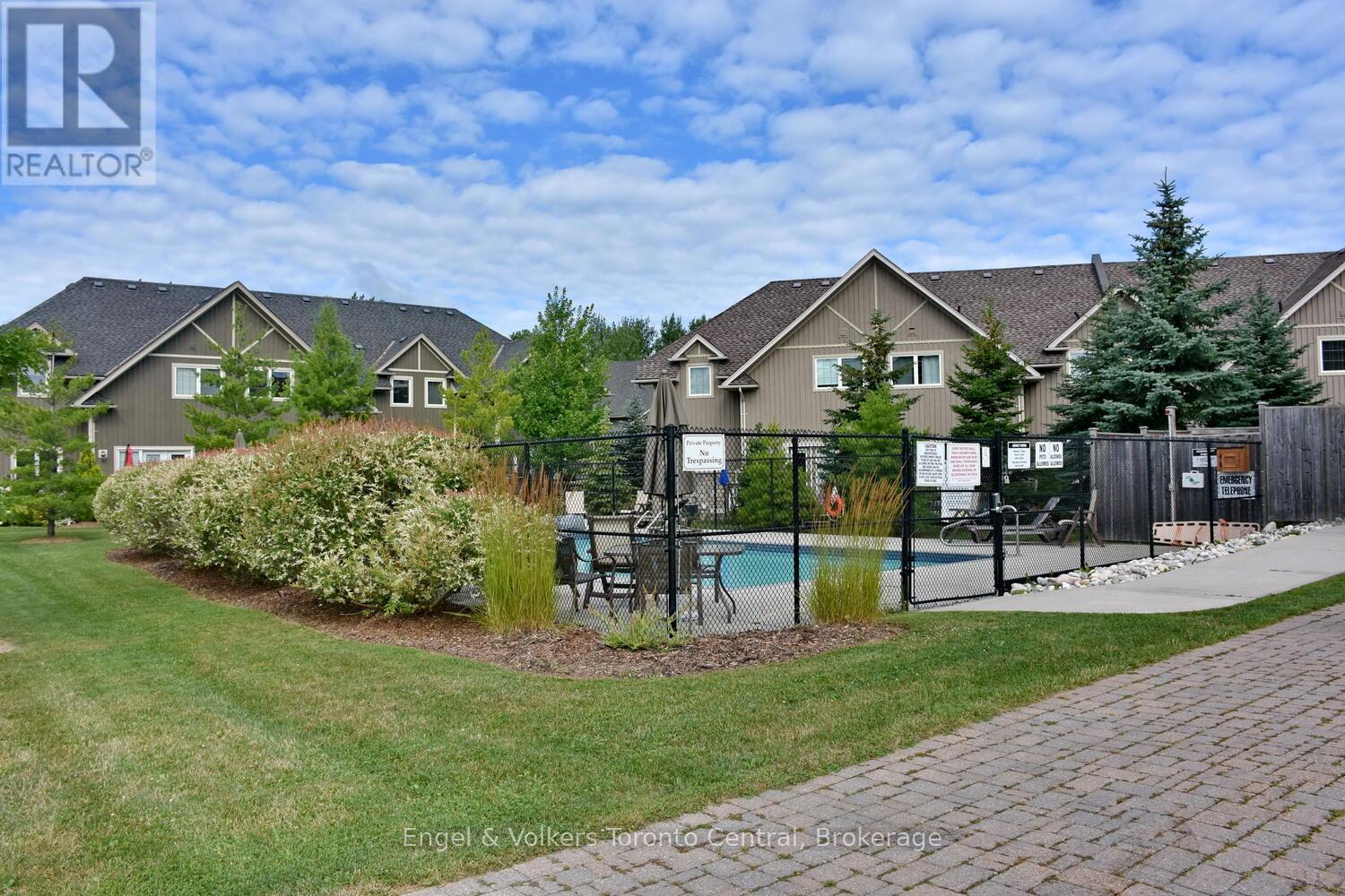 47 Meadowbrook Lane, Blue Mountains, Ontario  N0H 2P0 - Photo 42 - X12436590