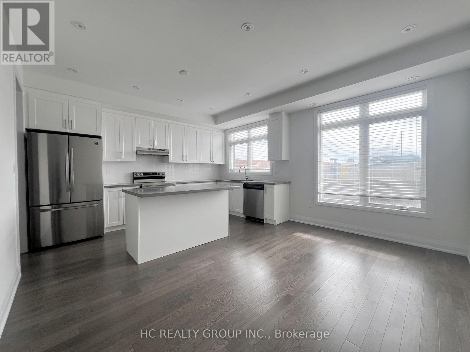 142 Moneypenny Place, Vaughan, Ontario  L4J 0L1 - Photo 6 - N12469855