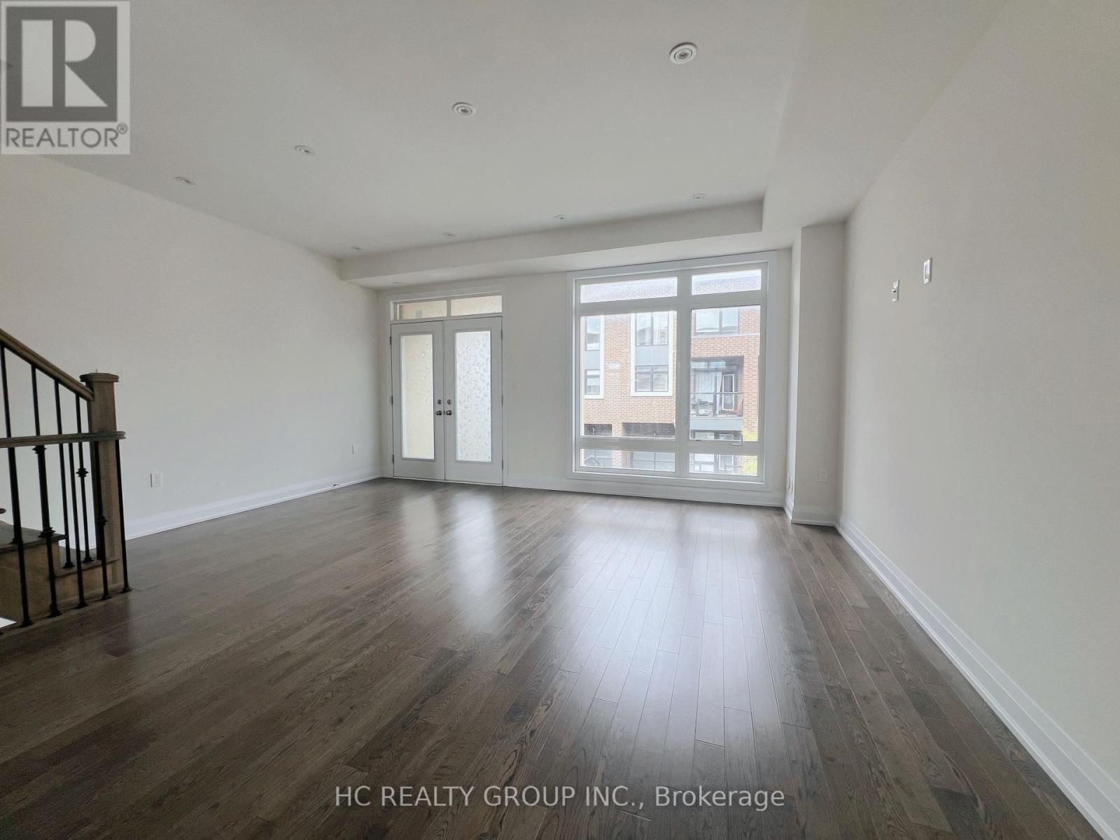 142 Moneypenny Place, Vaughan, Ontario  L4J 0L1 - Photo 3 - N12469855