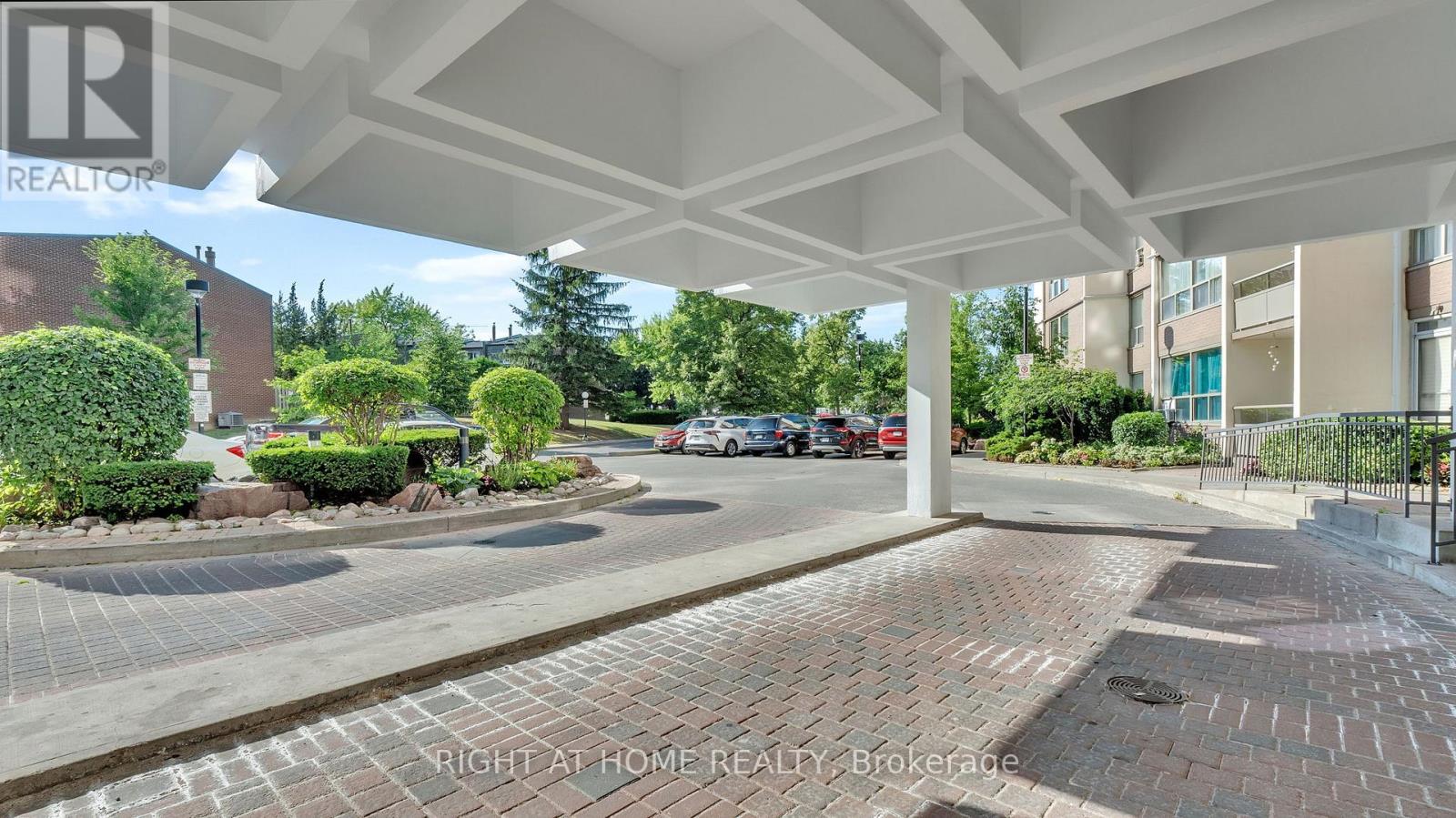505 - 5 Vicora Linkway Way, Toronto, Ontario  M3C 1A5 - Photo 3 - C12482336