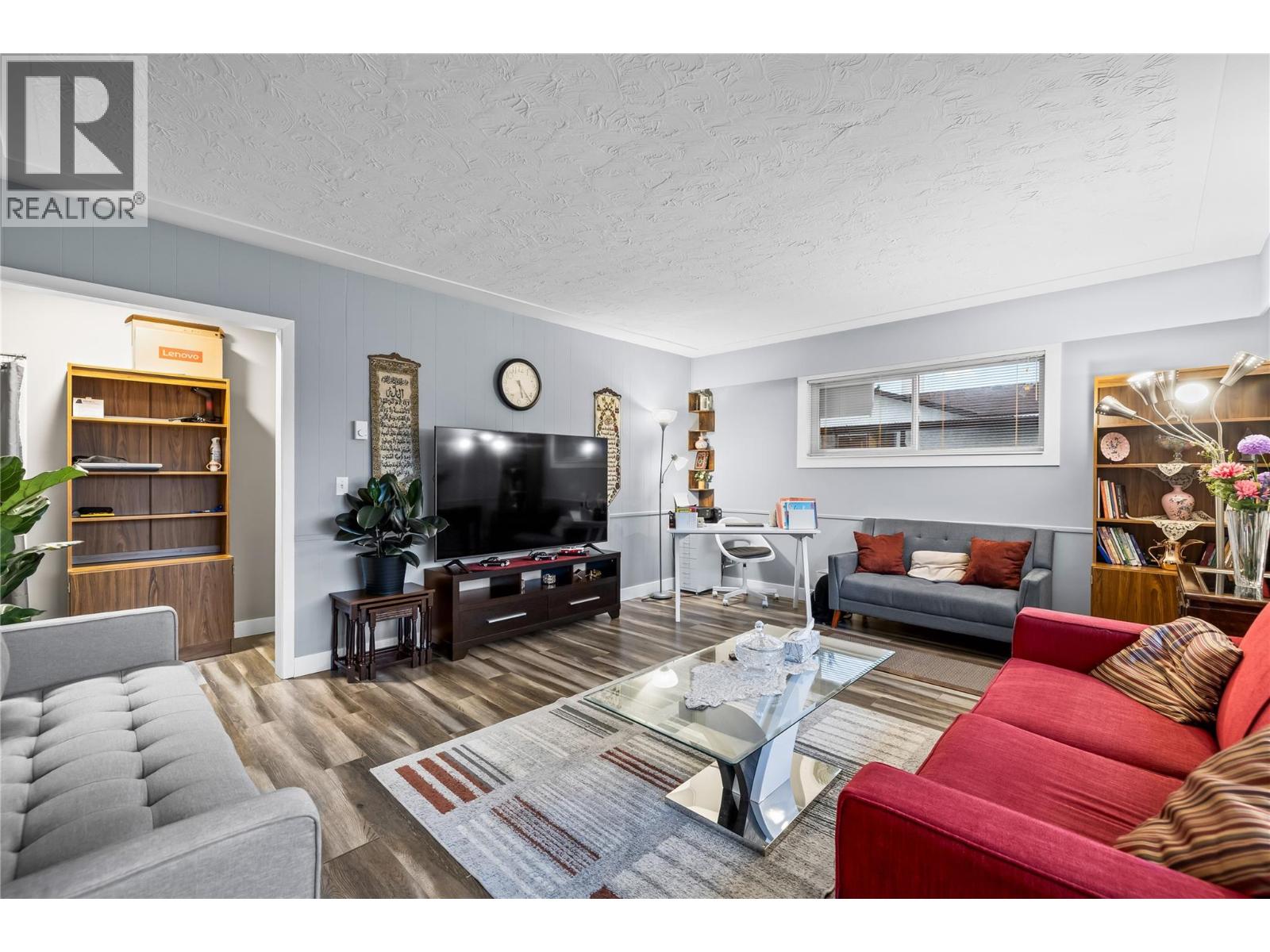 205 Homer Road, Kelowna, British Columbia  V1X 3Z6 - Photo 3 - 10366777