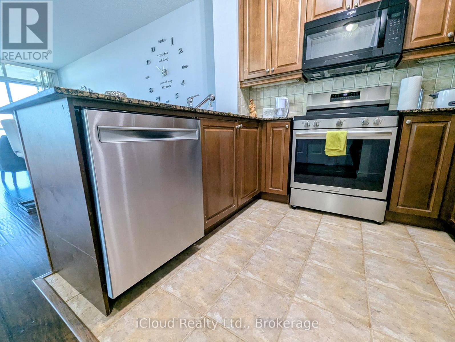 1010 - 90 Absolute Avenue, Mississauga, Ontario  L4Z 0A3 - Photo 7 - W12482341