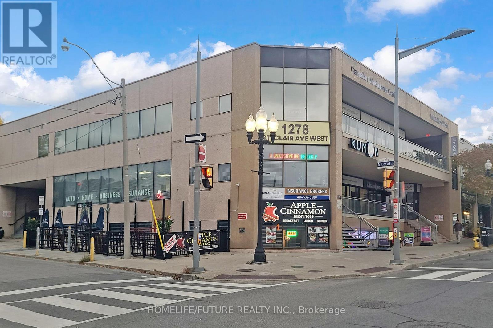 1278 St Clair Avenue W, Toronto, Ontario  M6E 1B9 - Photo 2 - W12482356