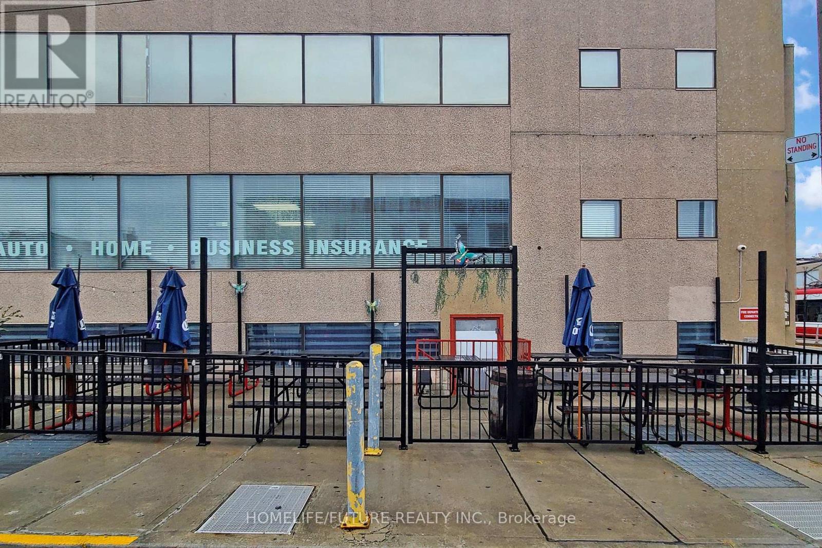 1278 St Clair Avenue W, Toronto, Ontario  M6E 1B9 - Photo 49 - W12482356