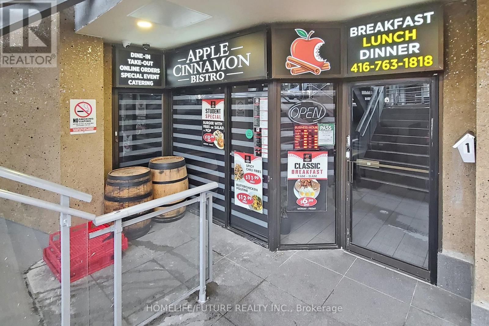1278 St Clair Avenue W, Toronto, Ontario  M6E 1B9 - Photo 5 - W12482356
