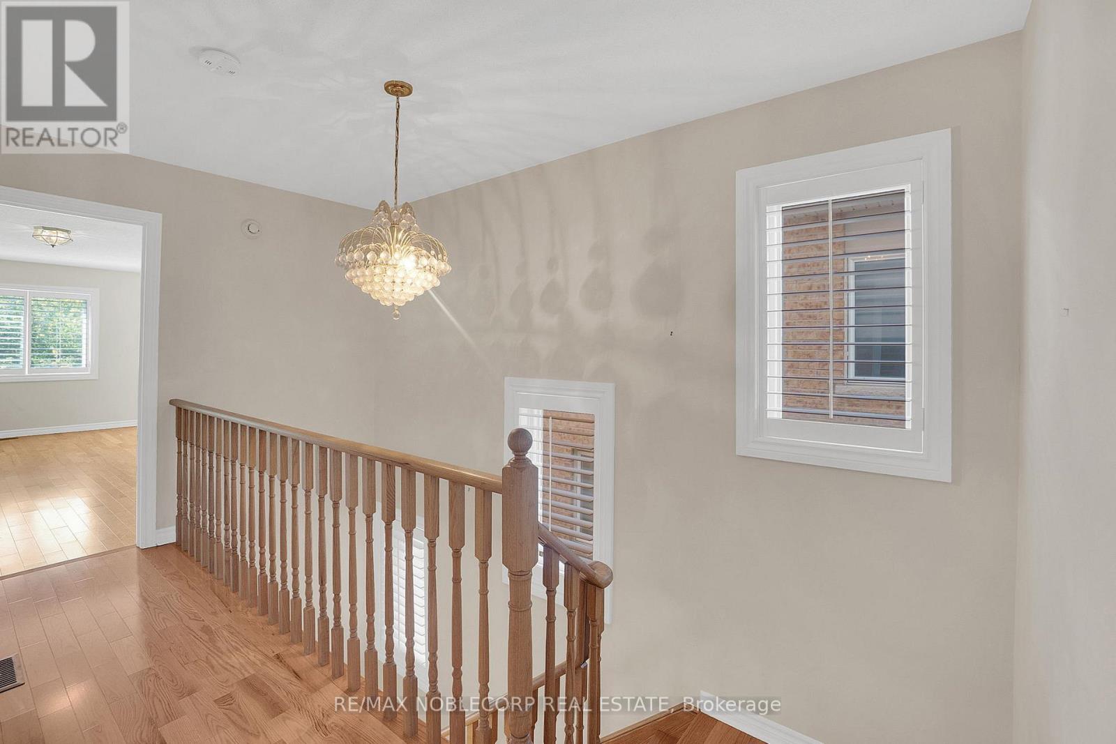 91 Eastview Gate, Brampton, Ontario  L6P 2G7 - Photo 14 - W12482362