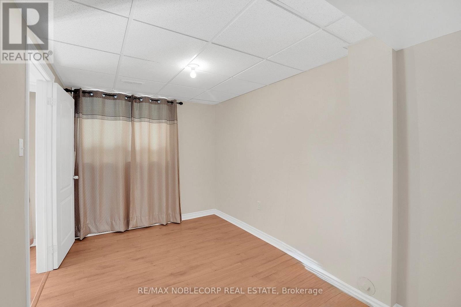 91 Eastview Gate, Brampton, Ontario  L6P 2G7 - Photo 23 - W12482362