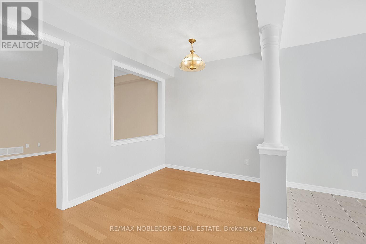 91 Eastview Gate, Brampton, Ontario  L6P 2G7 - Photo 8 - W12482362