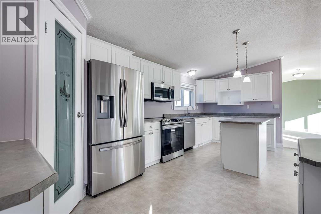 18 Mckay Place, Blackfalds, Alberta  T4M 0H7 - Photo 13 - A2266960