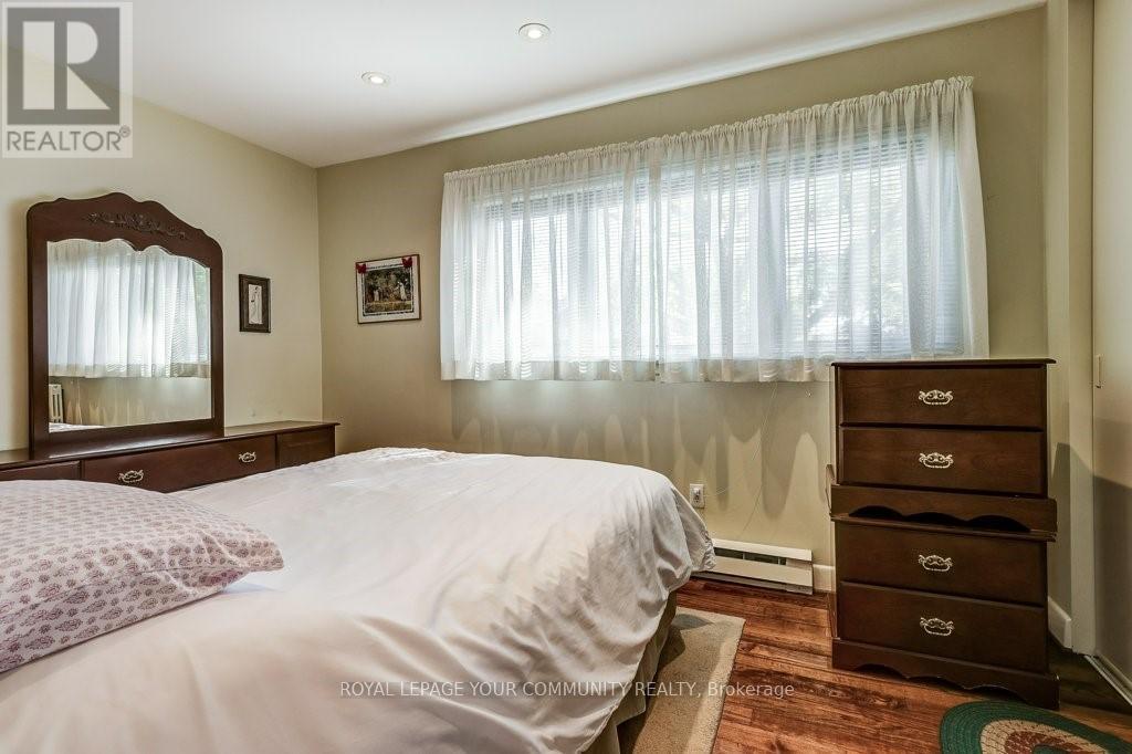 2 Rougecrest Drive, Markham, Ontario  L3P 3B6 - Photo 16 - N12465005