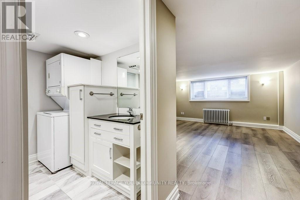 2 Rougecrest Drive, Markham, Ontario  L3P 3B6 - Photo 41 - N12465005