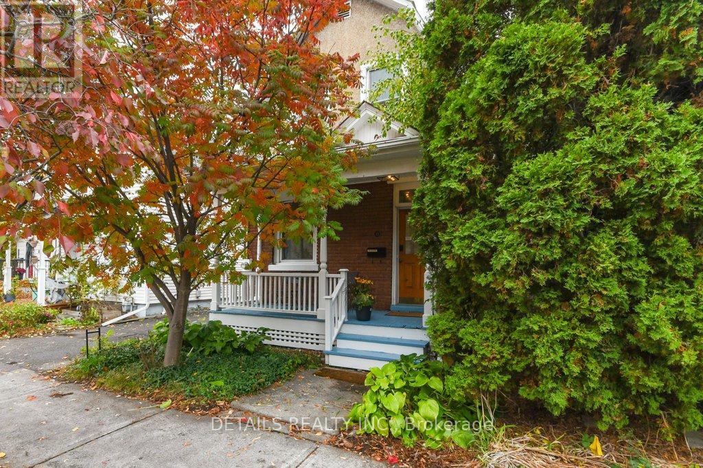 19 Gould Street, Ottawa, Ontario  K1Y 2P1 - Photo 2 - X12476747
