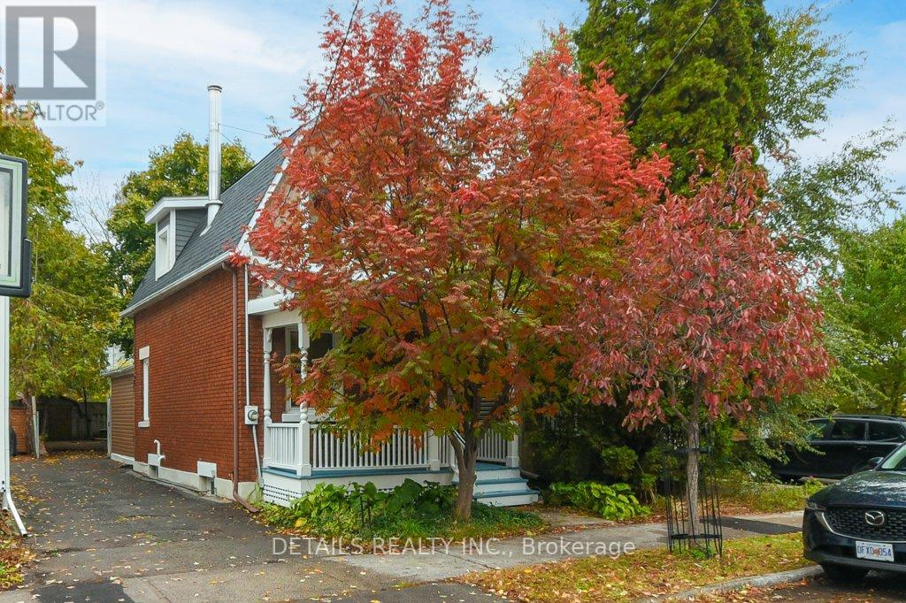 19 Gould Street, Ottawa, Ontario  K1Y 2P1 - Photo 3 - X12476747