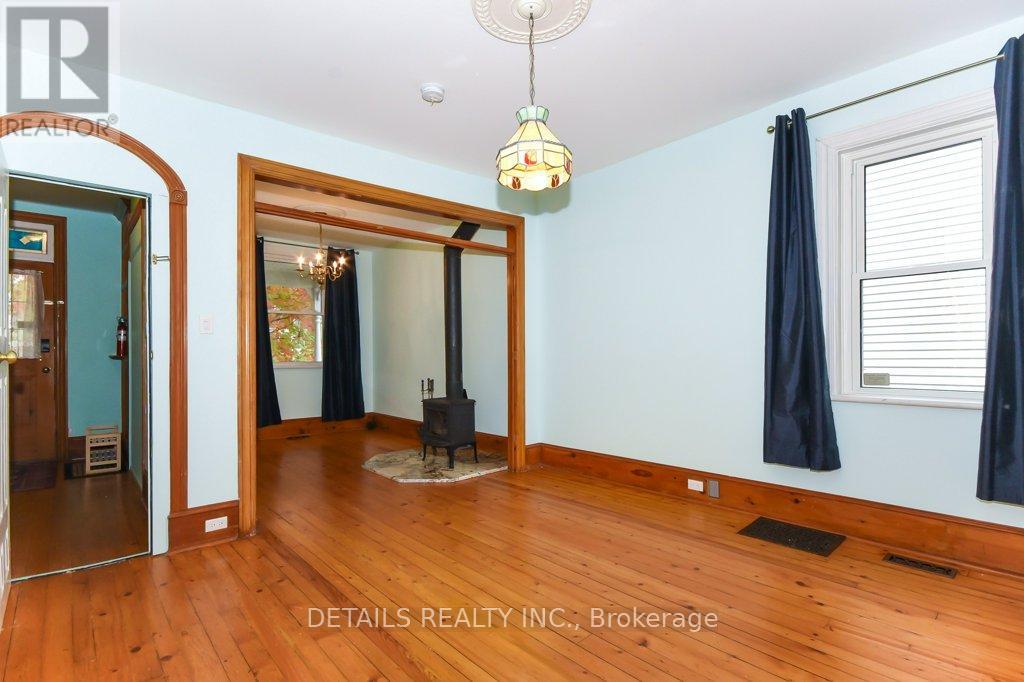 19 Gould Street, Ottawa, Ontario  K1Y 2P1 - Photo 6 - X12476747